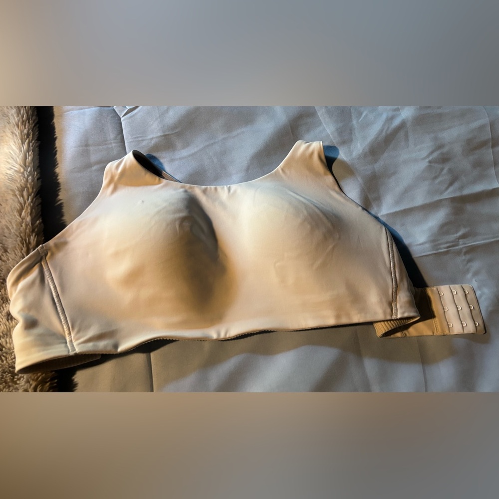 Lululemon White Sports Bra
